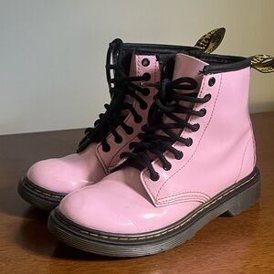 Dr Martens 1460 Girls Size 1 Patent Leather Lace Up Boot Pale Pink Barbie Core